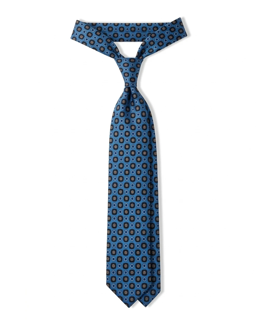 0326TI027.webp The Azure Medallion - Image 1
